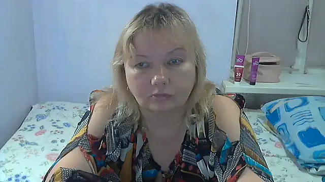 Lusi-777's Live XXX Chat