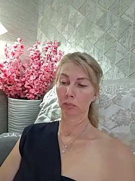Chat XXX en directo de stellahere8