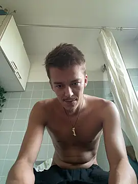 Toyjungeen Live XXX chat