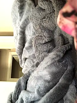 theprettysoles live XXX chat