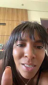Emilly_Mayfair live XXX chat