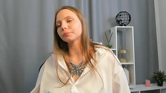 LeannBunda's Live XXX Chat