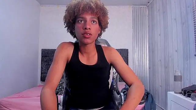Онлайн чат XXX luccas_lowee