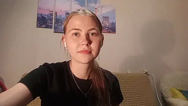 AnnettaHosaka's Webcam Show