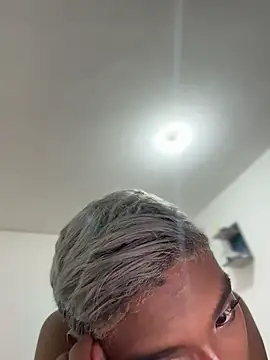 Chat +18 de alejo_cute ao vivo