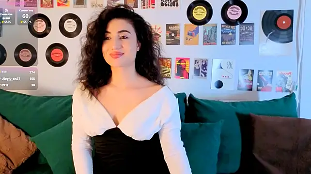 Maya_Rogerss Chat XXX live