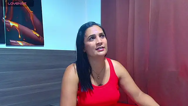 Mila_cams1_ 现场XXX聊天