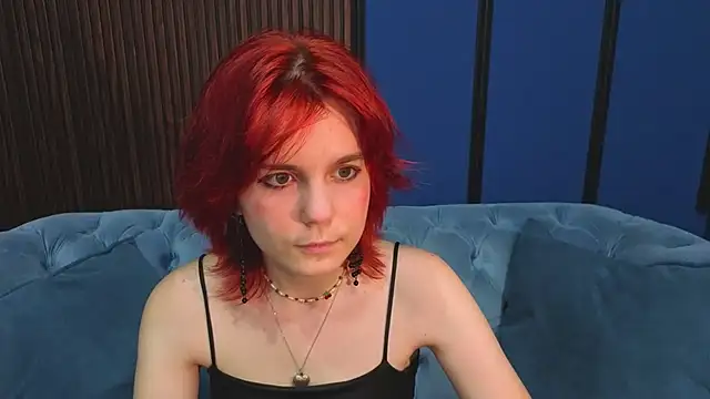 Chat +18 de Avrora_Vance ao vivo
