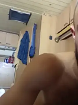 Show de Ladyks213 na webcam
