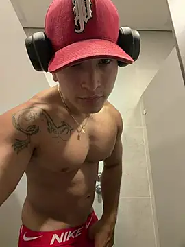 Horny_nick19 Шоу с уебкамера
