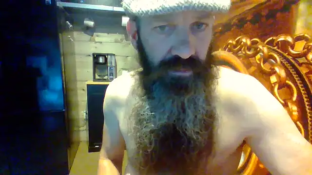 הופעת וובקאם של sit-on-my-beard