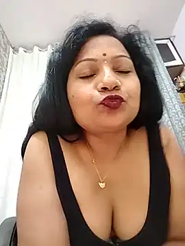 Chatroom XXX en direct de Cute-Janvi20