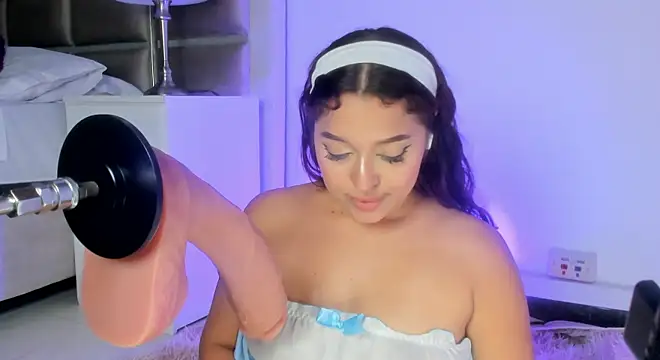 Emily_Harpeer 라이브 XXX 채팅
