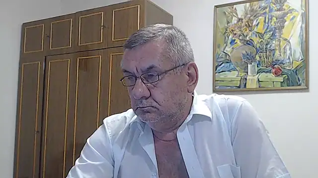 Show modela machomale3 na web-kameri