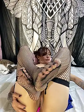 Boonny_Boo-'s Live XXX Chat