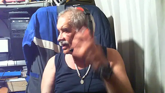 nonnomaturobisex – Kamerová šou