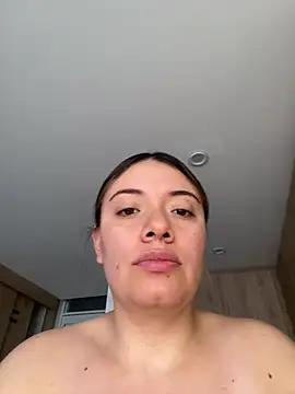 Chat +18 de valery_mora ao vivo