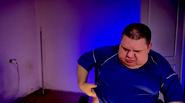 دردشة chubby_daddy الجنسية المباشرة