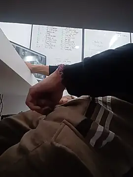 Axel_Romanov Chat XXX in diretta