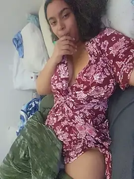 cinnaminnie's Webcam Show