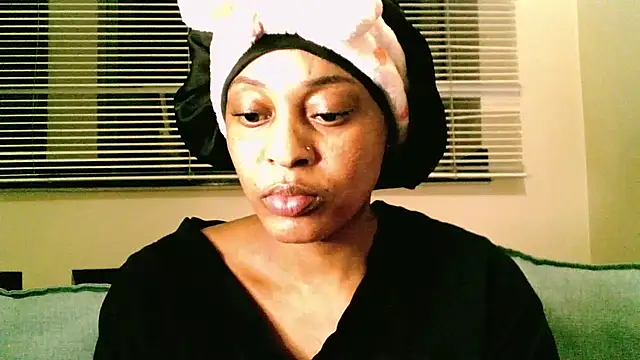 ORUOMA Chat XXX live