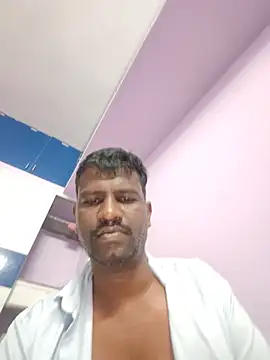 ParamkeerthiのライブXXXチャット