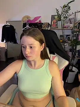 sweetest_pie's Live XXX Chat