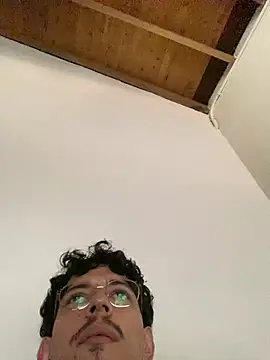 Chat XXX Live oreuk_dv