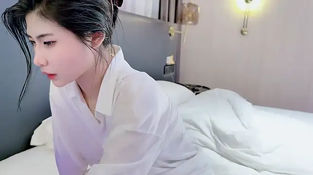 Živý XXX chat Vaidurya-Yolo