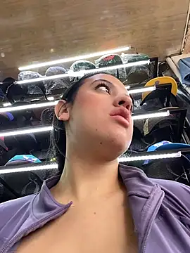 CelesteJones1 라이브 XXX 채팅