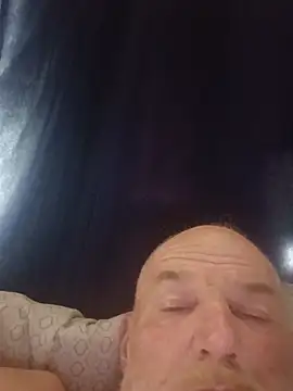 Rootpass222 Live XXX-chat