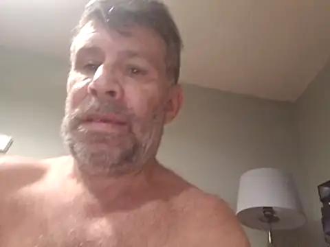 stud2512's Live XXX Chat