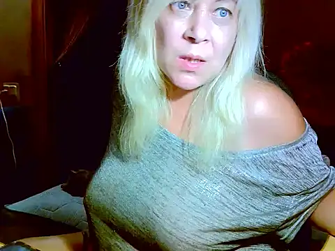 AgoniA7's Webcam Show