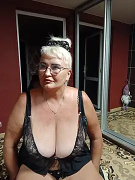 Show modela Jemma_Cori na web-kameri