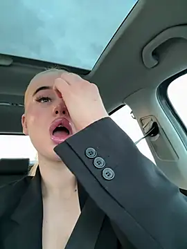 Živý XXX chat yourhornyslut