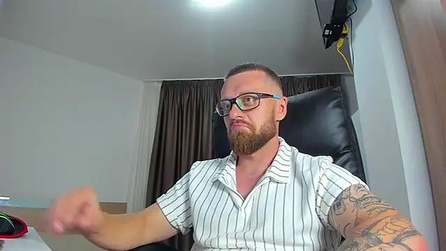 Findom_guyn Live XXX chat