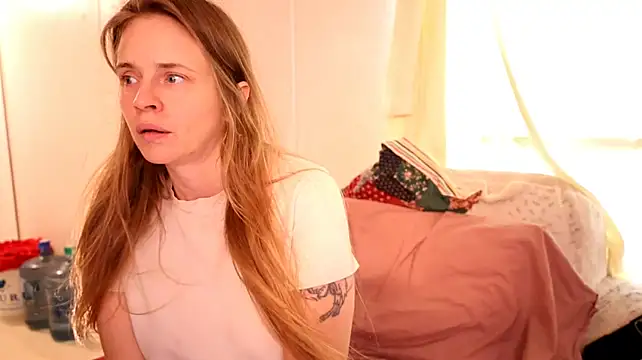 xxpixeyxx Chat XXX live