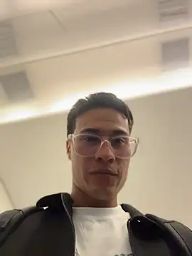 Chat XXX ao vivo de TavoHot_