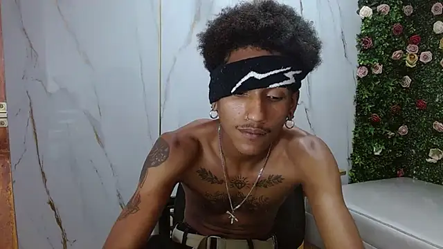 عرض كام ManSant