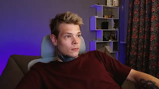 DENIS_HERE Live XXX-Chat