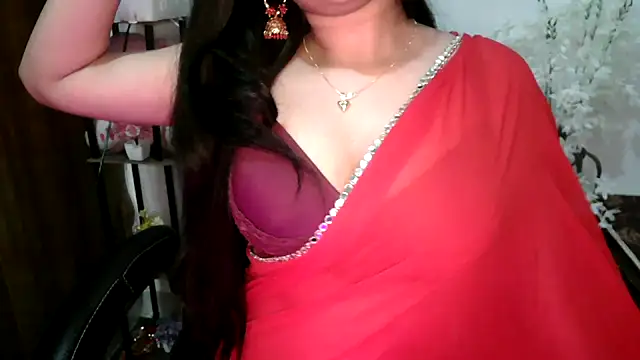 Nancy_rai Chat XXX in diretta