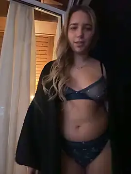Naomi-Klein Webcam-Show