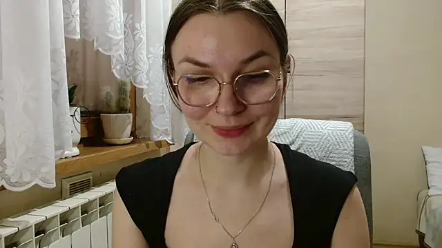 LooveELLYx Chat XXX in diretta