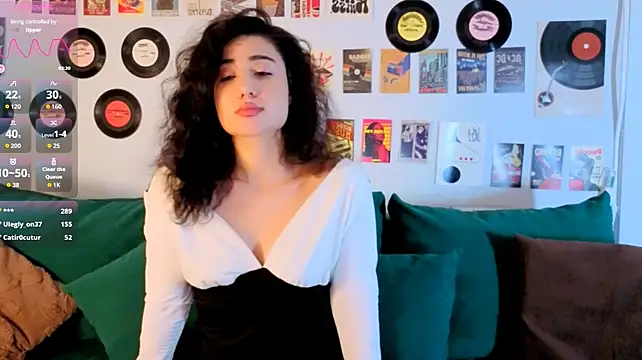 Maya_Rogerss Chat XXX live