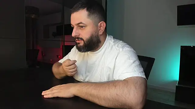 DravenPeak Chat XXX live