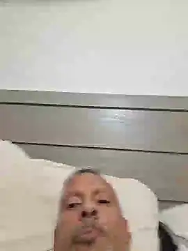 Pertunjukan Kamera Web slutelier2