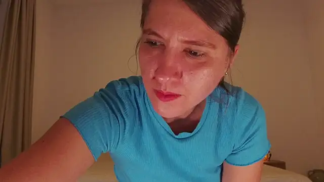 Intruderrorry's Live XXX Chat