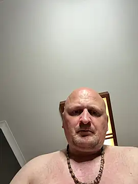 Attila120 live XXX chat