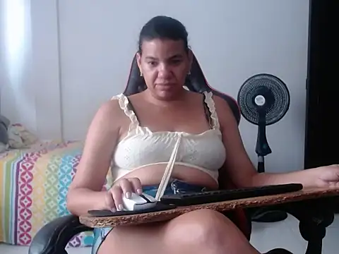 Chat XXX ao vivo de Adriana_0312