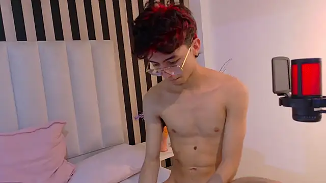Chatroom XXX en direct de Twink_Sebas7